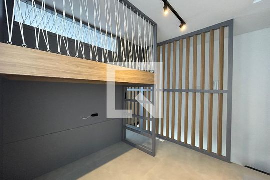 Suíte  de apartamento para alugar com 2 quartos, 60m² em Lagoa Pequena, Florianópolis