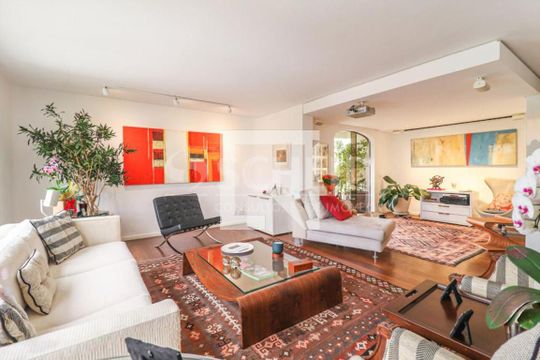 Apartamento à venda com 3 quartos, 232m² em Vila Morumbi, São Paulo