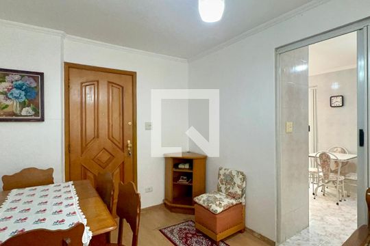 Sala de apartamento à venda com 2 quartos, 50m² em Alto de Pinheiros, São Paulo
