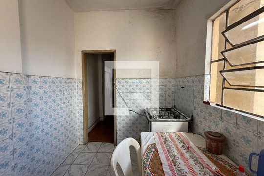 Cozinha de casa à venda com 2 quartos, 300m² em Sagrada Família, Belo Horizonte