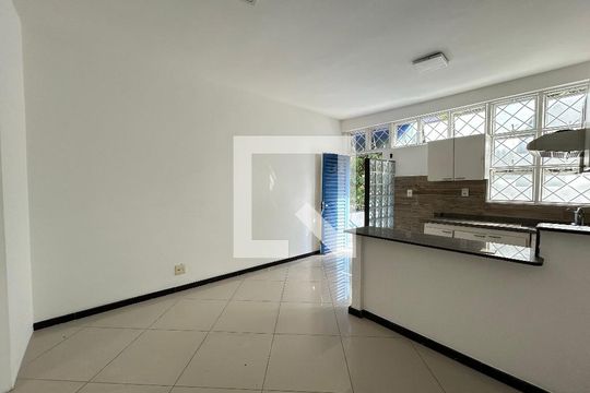 Kitnet/Studio para alugar com 1 quarto, 35m² em Álvaro Camargos, Belo Horizonte