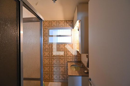 Banheiro Social de apartamento à venda com 1 quarto, 45m² em Vila Clementino, São Paulo