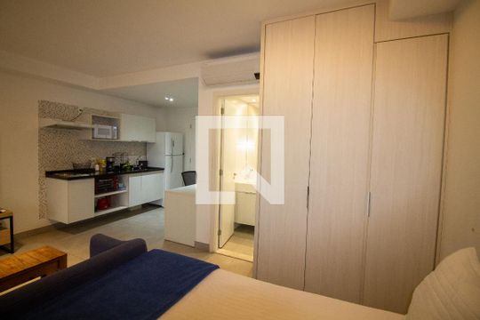 Sala / Quarto - Studio de kitnet/studio para alugar com 1 quarto, 42m² em Brooklin, São Paulo