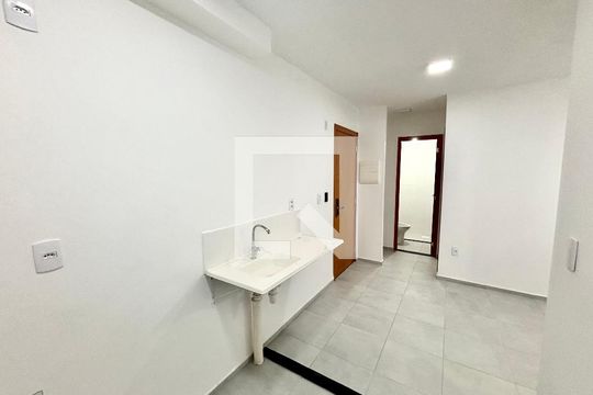 Cozinha de apartamento para alugar com 2 quartos, 45m² em Lageado, Ferraz de Vasconcelos