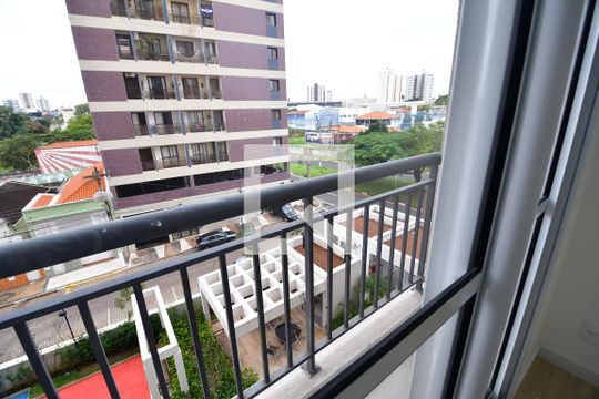Sala Vista de apartamento para alugar com 2 quartos, 52m² em Conceicao, Campinas