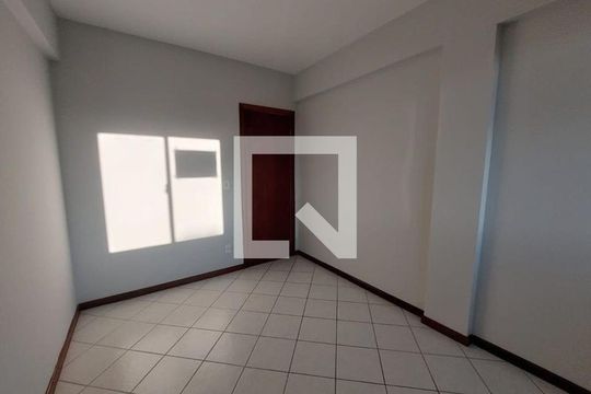 Quarto 1 de apartamento para alugar com 2 quartos, 61m² em Jardim Atlântico, Florianópolis
