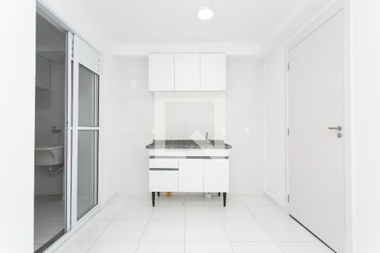 Sala / Cozinha  de apartamento à venda com 2 quartos, 35m² em Vila Brasil, São Paulo