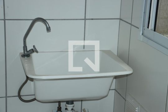 Apartamento para alugar com 2 quartos, 48m² em Lajeado, Cotia