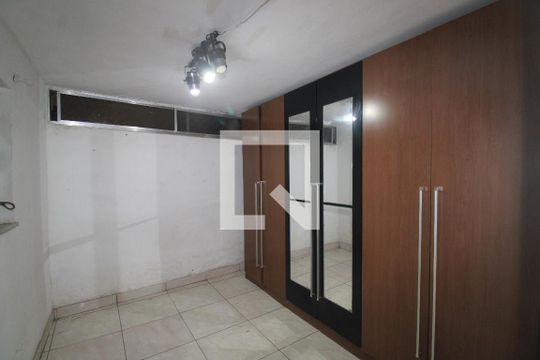 Quarto de casa para alugar com 2 quartos, 120m² em Tanque, Rio de Janeiro