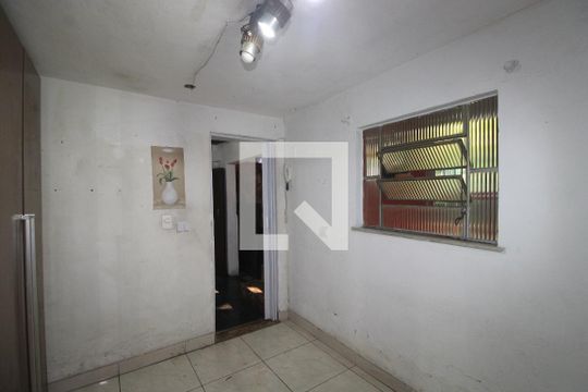 Quarto de casa para alugar com 2 quartos, 120m² em Tanque, Rio de Janeiro