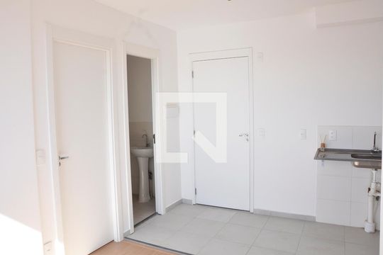 Detalhe - Sala e Sala de Jantar de apartamento para alugar com 2 quartos, 40m² em Brasilândia, São Paulo