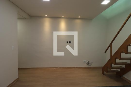 Sala de apartamento à venda com 2 quartos, 108m² em Vila Guaraciaba, Santo André