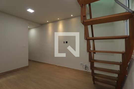 Sala de apartamento à venda com 2 quartos, 108m² em Vila Guaraciaba, Santo André