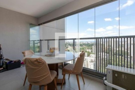 Apartamento à venda com 1 quarto, 43m² em Santo Amaro, São Paulo
