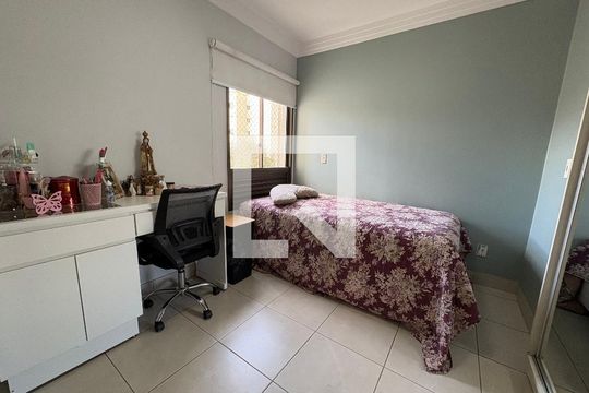 Apartamento para alugar com 3 quartos, 76m² em Parque Amazonia, Goiânia