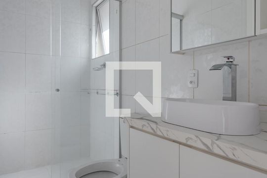 Suíte de casa de condomínio à venda com 3 quartos, 115m² em Parque Santa Fé, Porto Alegre