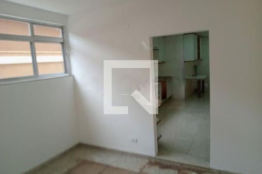 Casa à venda com 3 quartos, 155m² em Jardim Paqueta, São Paulo