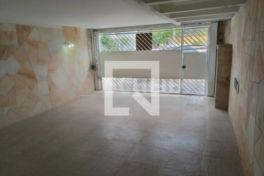 Casa à venda com 3 quartos, 155m² em Jardim Paqueta, São Paulo