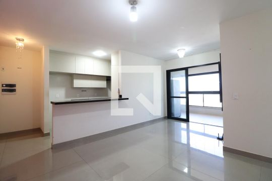 Apartamento para alugar com 3 quartos, 100m² em Cazeca, Uberlândia
