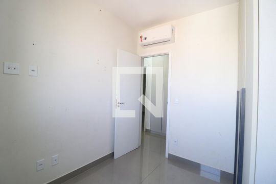 Quarto 1 de apartamento para alugar com 3 quartos, 100m² em Cazeca, Uberlândia