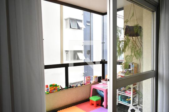 Sacada de apartamento à venda com 4 quartos, 160m² em Vila Monte Alegre, São Paulo