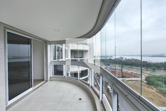 Apartamento para alugar com 2 quartos, 90m² em Barra da Tijuca, Rio de Janeiro