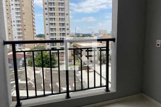 Apartamento à venda com 2 quartos, 50m² em Vila Isa, São Paulo
