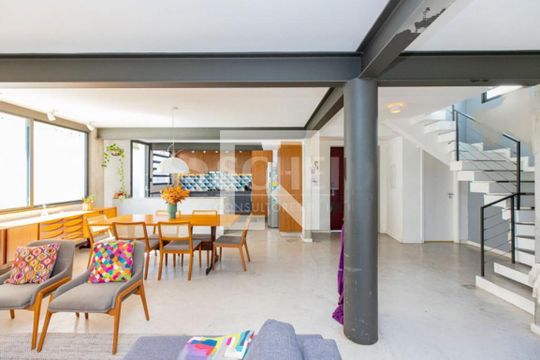 Casa à venda com 3 quartos, 256m² em Granja Julieta, São Paulo