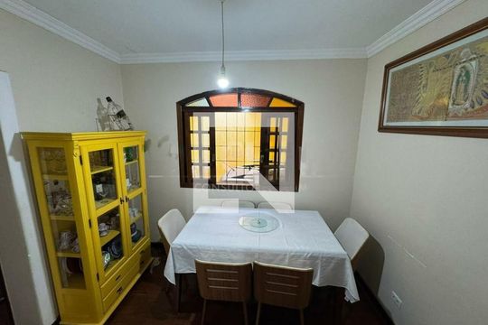 Casa à venda com 5 quartos, 160m² em Vila Capela, São Paulo