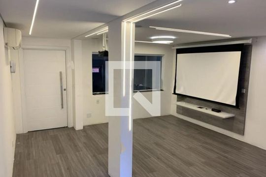 Casa à venda com 3 quartos, 250m² em Jardim Santa Cruz (Sacoma), São Paulo