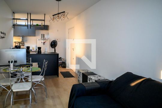 Sala de apartamento à venda com 2 quartos, 48m² em Sacomã, São Paulo