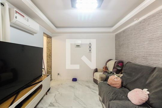 Sala  de casa à venda com 4 quartos, 149m² em Vila Gomes Cardim, São Paulo
