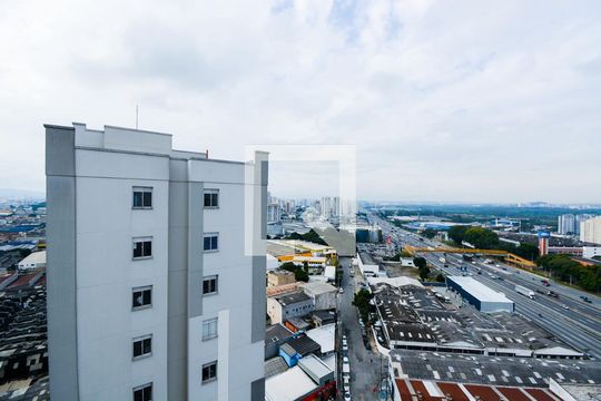 Vista do Quarto 1 de apartamento para alugar com 2 quartos, 44m² em Vila das Bandeiras, Guarulhos