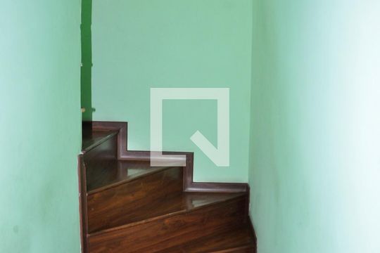 Detalhe - Escada Quartos de casa à venda com 3 quartos, 126m² em Vila Piaui, São Paulo