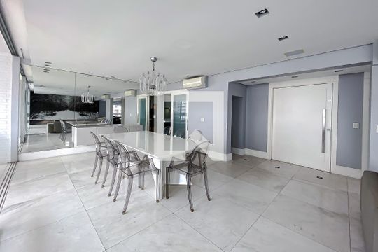 Sala de apartamento à venda com 2 quartos, 178m² em Barra Funda, São Paulo