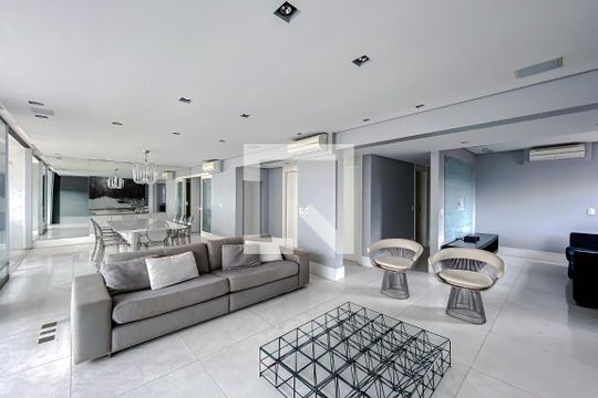 Sala de apartamento à venda com 2 quartos, 178m² em Barra Funda, São Paulo