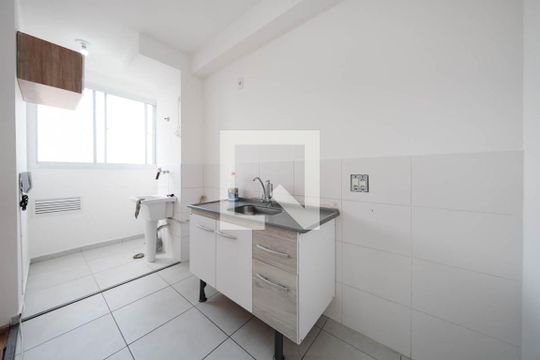 Sala/Cozinha de apartamento à venda com 2 quartos, 42m² em Vila Cosmopolita, São Paulo