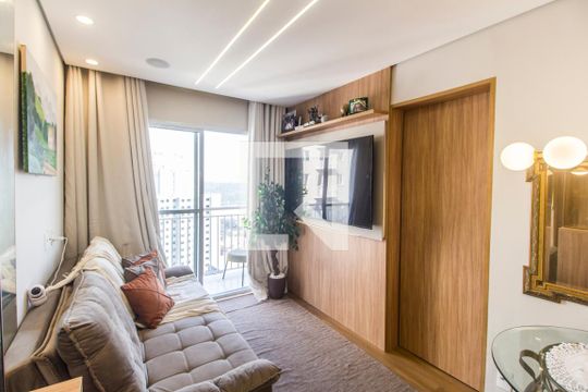 Sala de apartamento para alugar com 2 quartos, 44m² em Vila Sul Americana, Carapicuíba