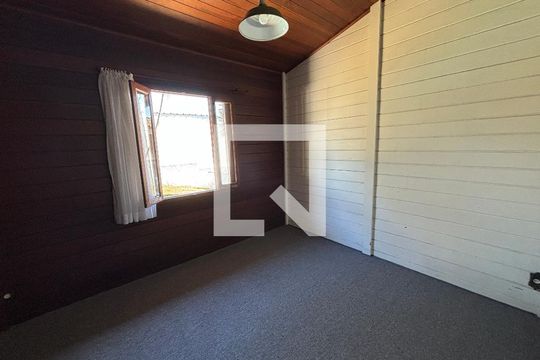 Quarto 1 de casa para alugar com 5 quartos, 173m² em Santana, Ribeirão Pires