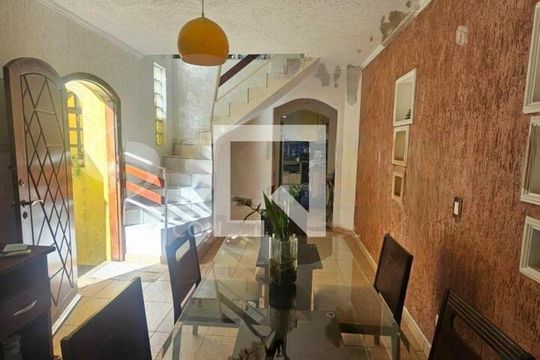 Casa à venda com 3 quartos, 170m² em Vila do Castelo, São Paulo