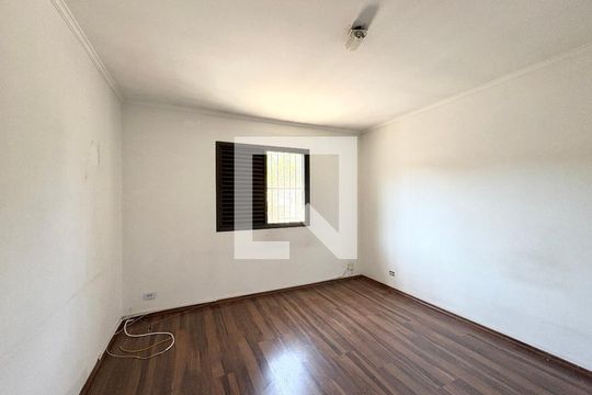 Quarto 1 de casa à venda com 3 quartos, 150m² em Vila Fiat Lux, São Paulo