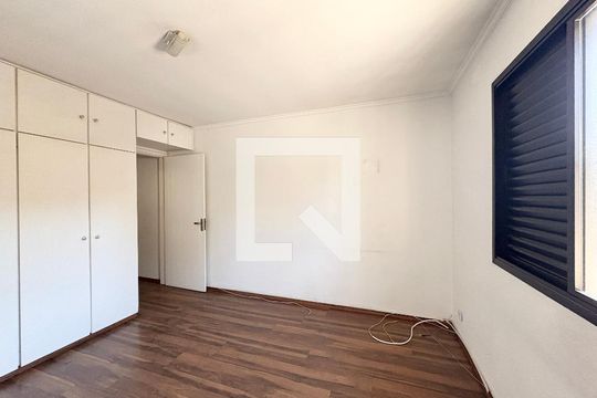 Quarto 1 de casa à venda com 3 quartos, 150m² em Vila Fiat Lux, São Paulo
