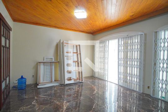sala de casa para alugar com 3 quartos, 300m² em Jardim America, São Leopoldo