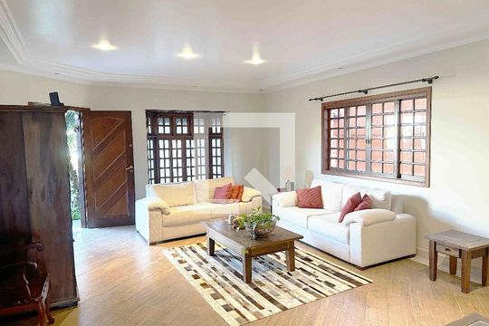 Sala de casa de condomínio à venda com 3 quartos, 290m² em Morada das Flores (aldeia da Serra), Barueri