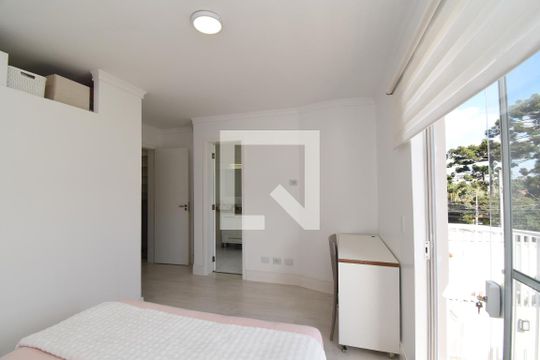 Suíte de casa à venda com 3 quartos, 211m² em Vista Alegre, Curitiba