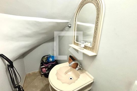 Banheiro de casa à venda com 3 quartos, 200m² em Jardim Aricanduva, São Paulo