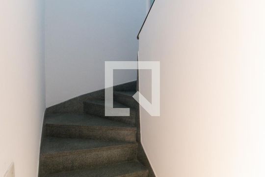 Escada de casa à venda com 3 quartos, 146m² em Vila Moinho Velho, São Paulo