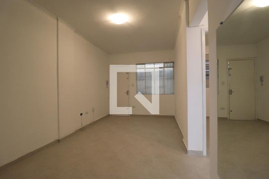 Sala de apartamento para alugar com 2 quartos, 54m² em Jardim Bela Vista, Santo André
