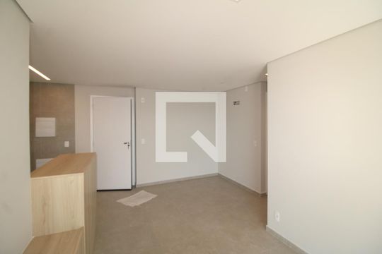 Sala / Cozinha de kitnet/studio para alugar com 2 quartos, 70m² em Parque Sao Domingos, São Paulo