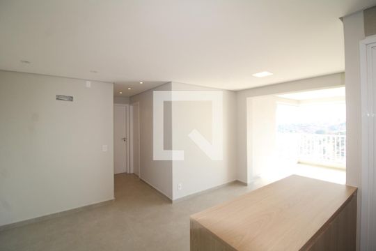 Sala / Cozinha de kitnet/studio para alugar com 2 quartos, 70m² em Parque Sao Domingos, São Paulo